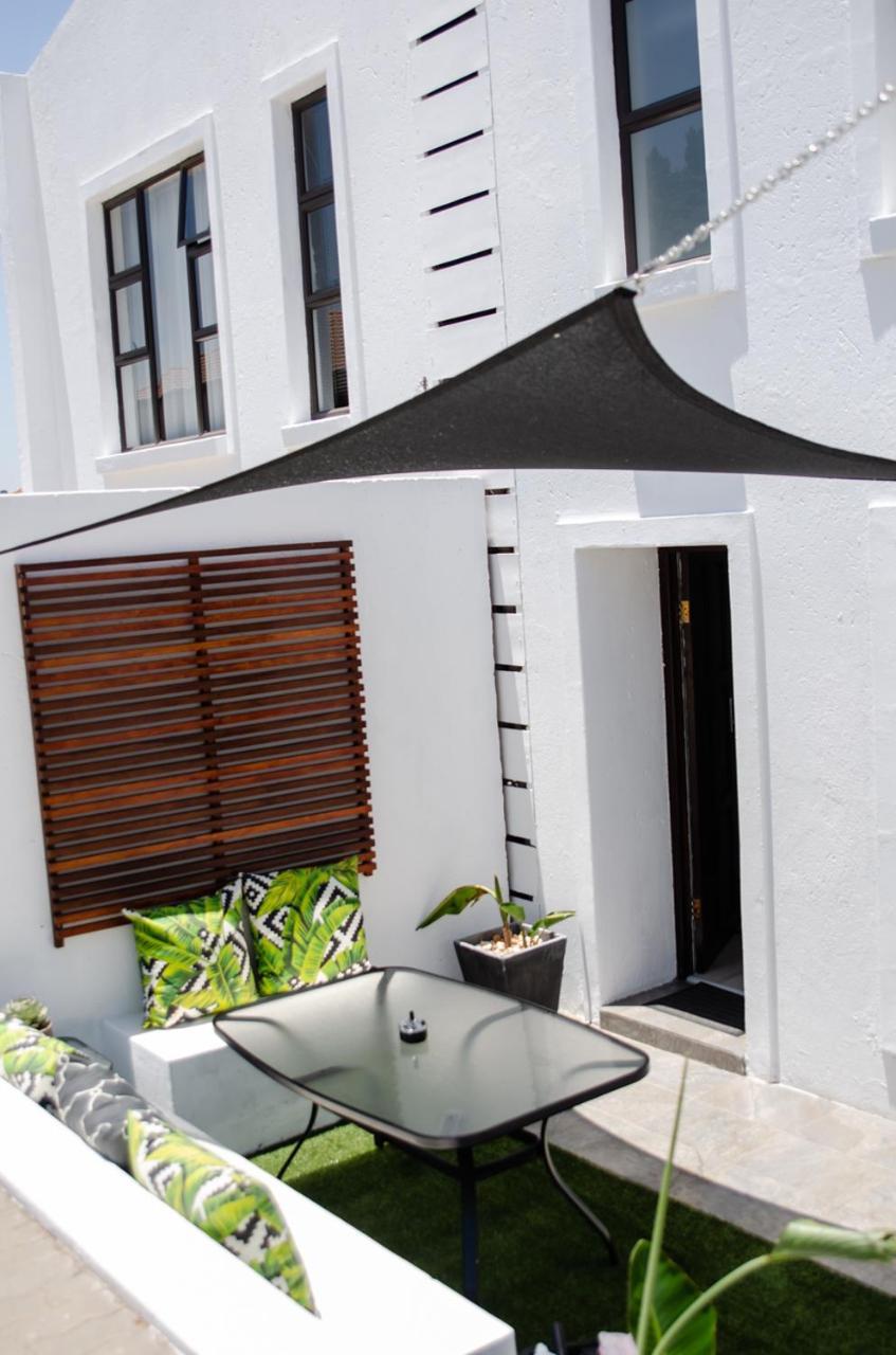 Hotel The Royal Bryanston Johannesburg Exterior foto